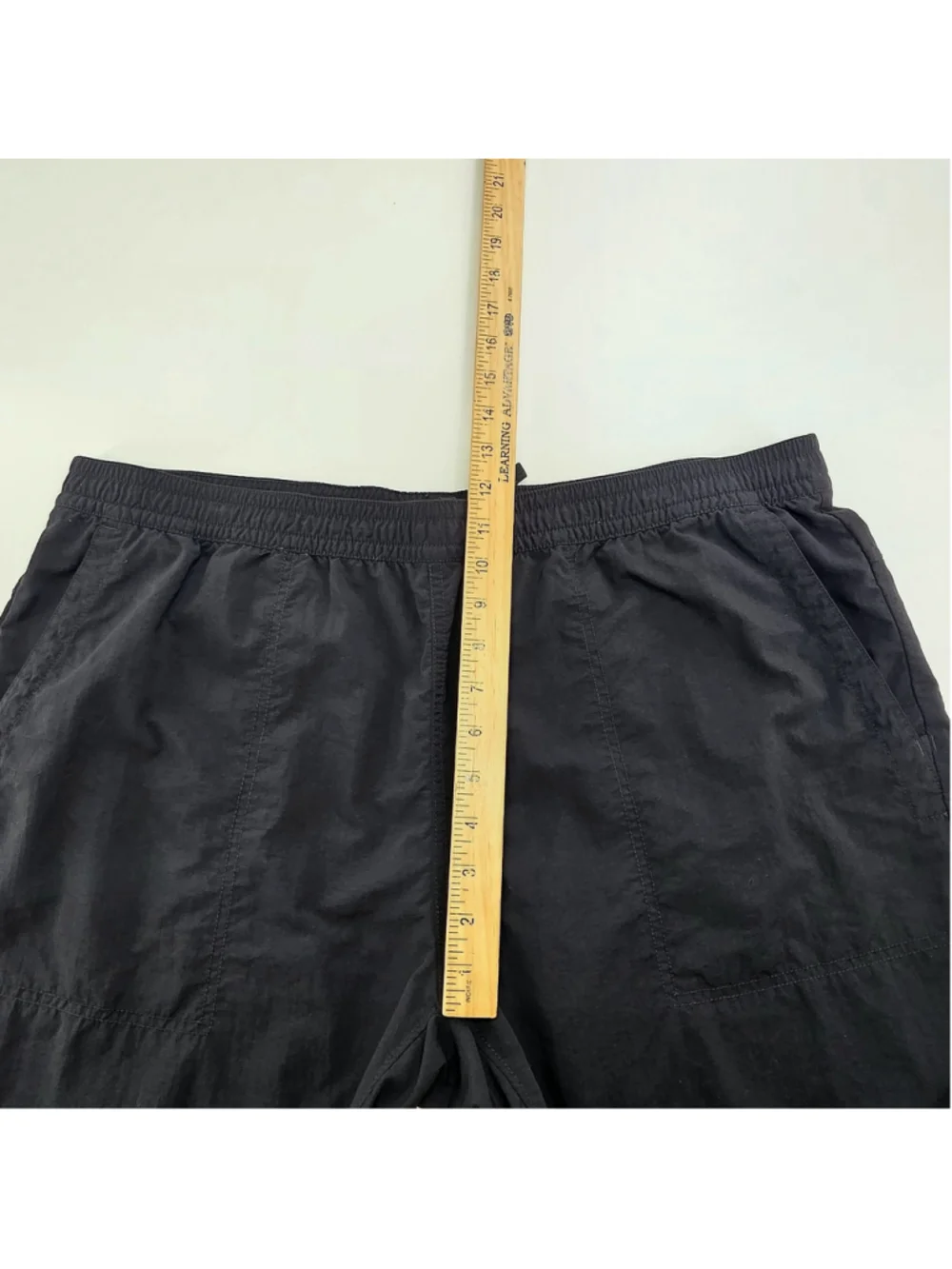 The North Face Mens XL Pull On Adventure Shorts Black Nylon FlashDry NF0A3T2U